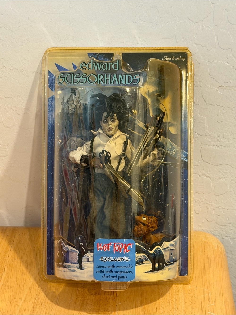 Mezco Edward Scissorhands Hot Topic Exclusive Action Figure Vintage 19900 New